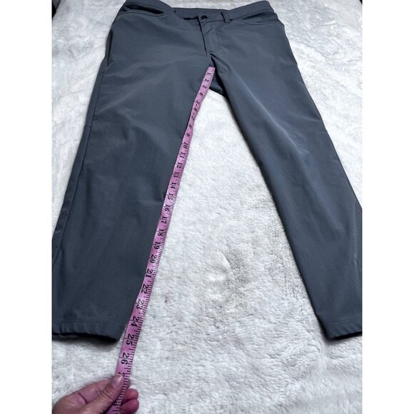 Lululemon grey on the fly Luxtreme pants mens size 33 - Picture 7 of 7